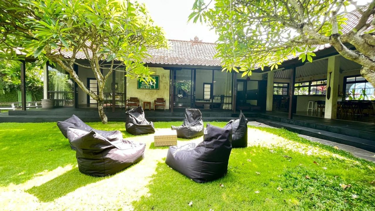 Holiday Beautiful Villa 4 Bedroom Garden View Canggu Exterior photo